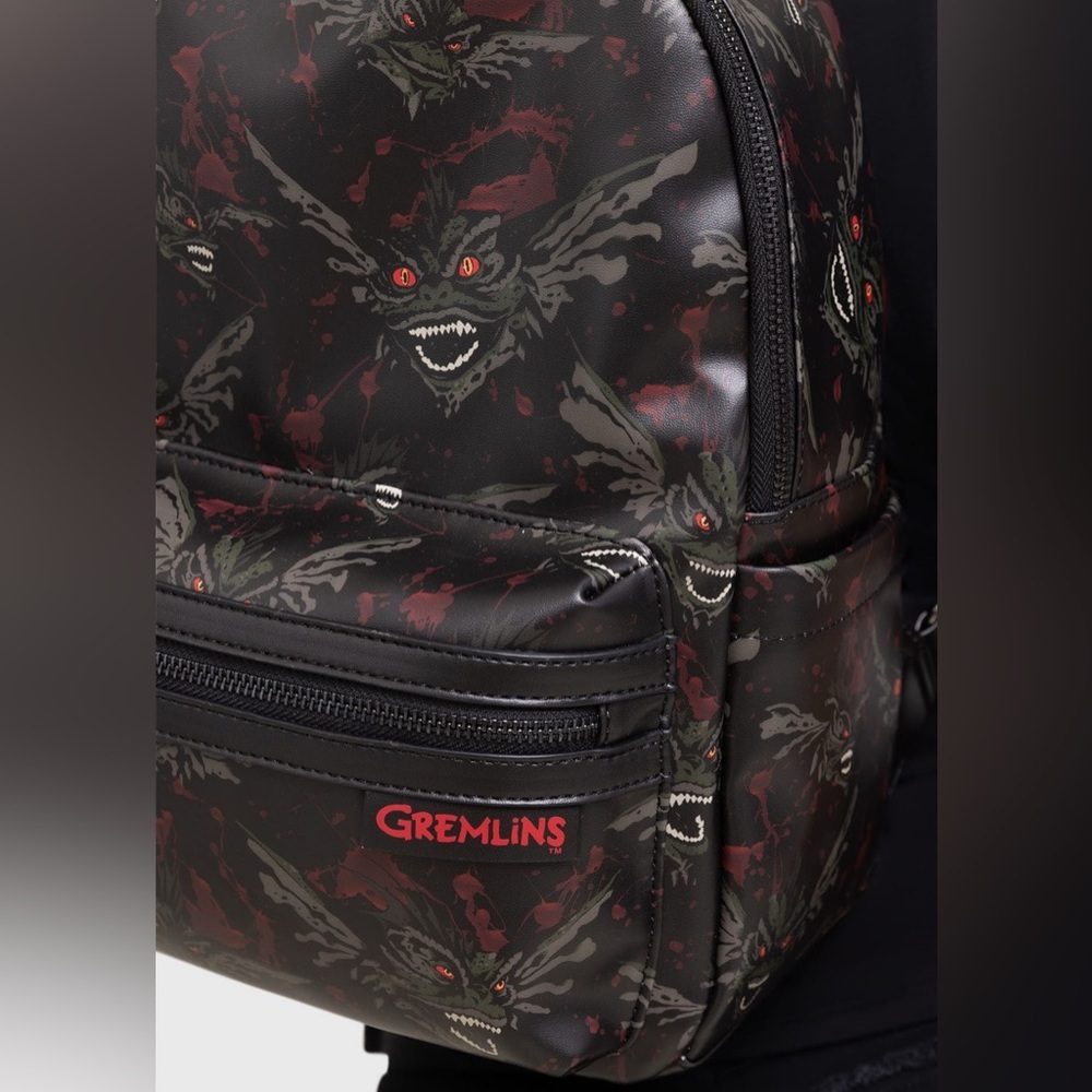 Warner Gremlins GREMLINS AFTER MIDNIGHT BACKPACK NWT - Picture 3 of 6